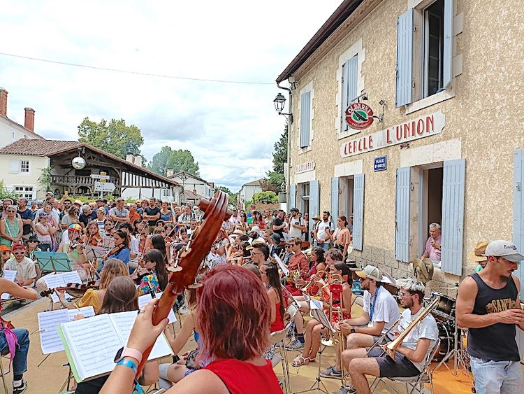 À DÉCOUVRIR – Les Cercles de Gascogne ne sont pas des cafés comme les autres